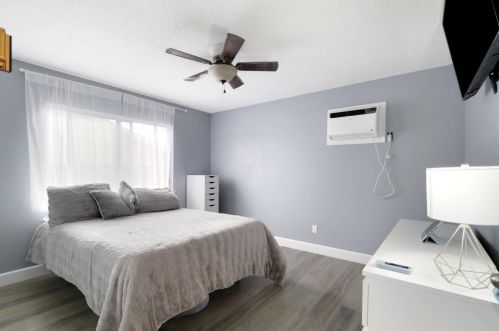 7313 Hutchins Way, North Highlands CA  95660-3437 exterior