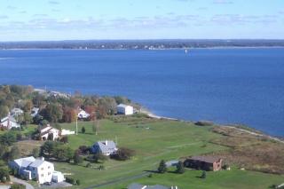 55 Grove Ave, Warwick RI  02889-5213 exterior