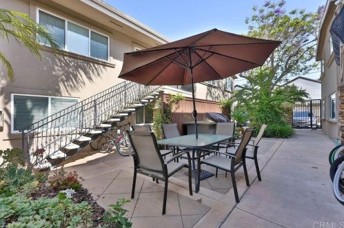 2019 Oliver Ave, San Diego CA 92109-5543 exterior