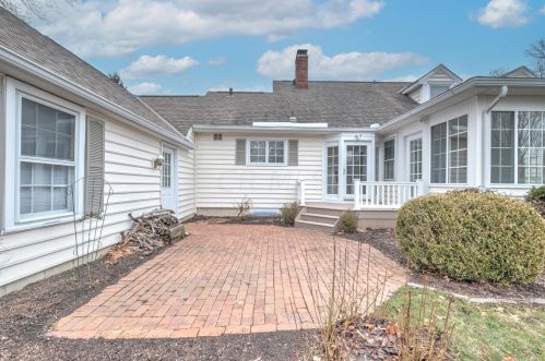 777 Vernon Heights Blvd, Marion OH  43302-5378 exterior
