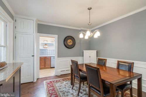 332 Washington Ave, Downingtown PA  19335-2916 exterior