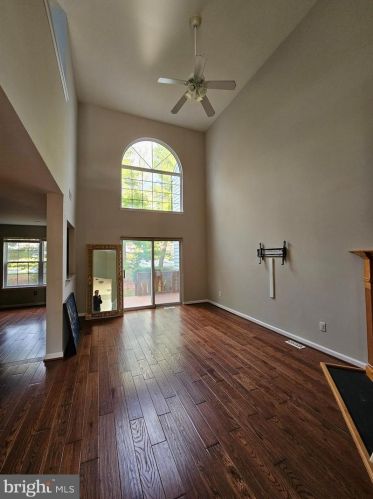 51 Sheffield Ct, Collegeville PA  19426-3927 exterior