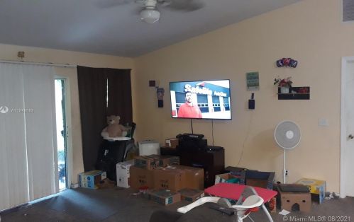 3990 Halcomb St, Fort Pierce, FL 34953-3059