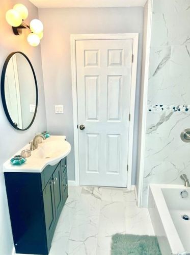 22 Prince St, Middletown NY  10940-3948 exterior