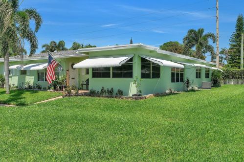 100 Pine Point Dr, Boynton Beach, FL 33435-1571
