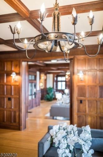 122 Upper Mtn Ave, Montclair NJ 07043-1428 exterior