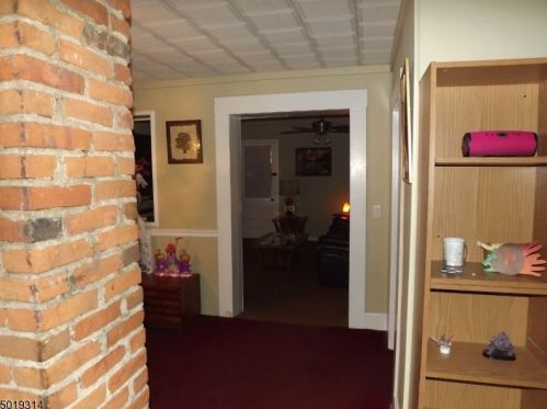 10 Bush St, Oxford NJ  07863-3001 exterior