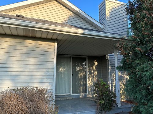 411 Park Place Ct, Waterford, WI 53185-2880