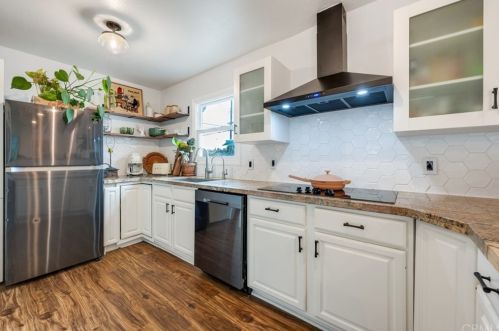 1703 Alta St, Redlands CA  92374-2329 exterior