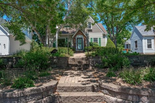 5712 39th St, Minneapolis, MN 55416-2838