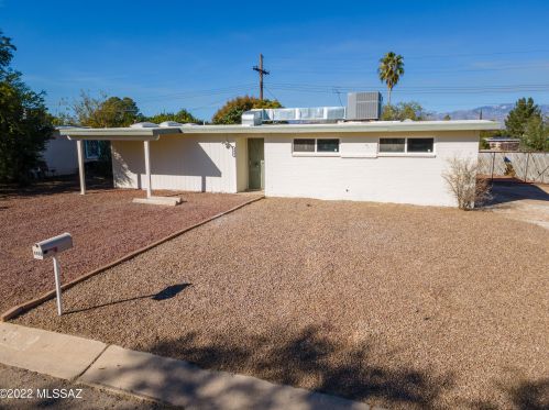 8409 Mary Dr, Tucson AZ  85730-2038 exterior