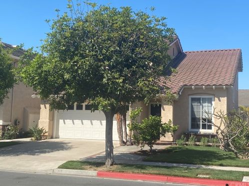 2484 San Simon St, Tustin CA  92782-8006 exterior