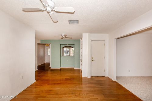 9941 Concho Cir, Sun City AZ 85373-1203 exterior