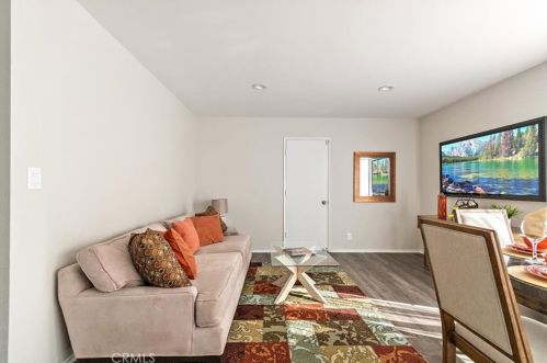 5033 Elderhall Ave, Lakewood CA  90712-2849 exterior