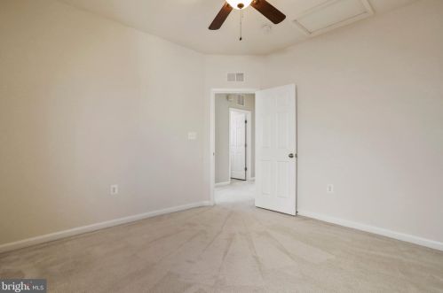 445 Lord Fairfax St, Charles Town WV  25414-2603 exterior