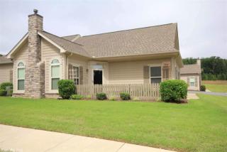 302 Mountain Terrace Cir, North Little Rock, AR 72113-7103