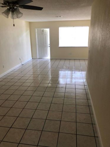 5010 Killarney Ave, Fort Pierce, FL 34951-2284