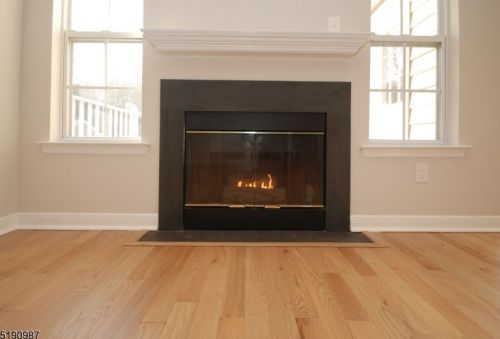 16 Springholm Dr, Berkeley Heights NJ  07922-2700 exterior