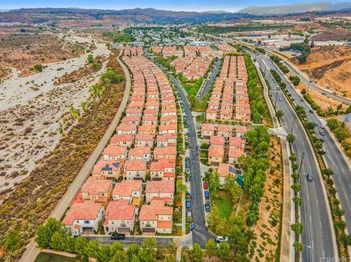 22123 Propello Dr, Santa Clarita, CA 91350-8549