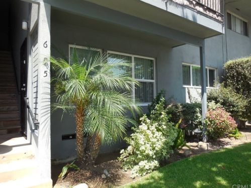 1273 Appleton St, Long Beach, CA 90802-3638