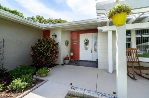 1717 Dugall Ct, Palm Harbor, FL 34684-2358