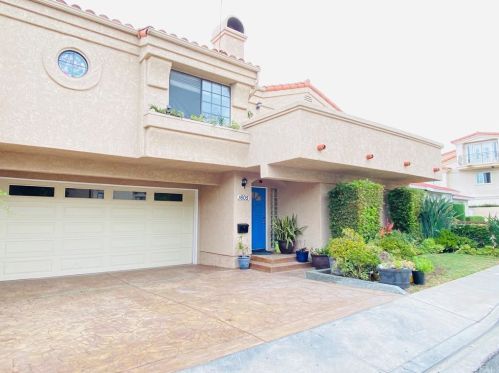 1605 Phelan Ln, Redondo Beach, CA 90278-3828