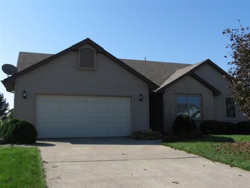 1209 Ashwood Dr, Auburn, IN 46706-3281