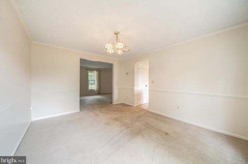 1304 Cold Harbor Ct, Herndon VA 20170-2018 exterior