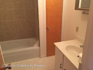 122 Jays Way, Gallatin Gateway MT  59730-8591 exterior