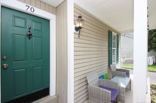 70 Tulip Tree Ct, Milford CT  06461-9110 exterior