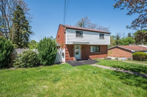 114 Fox Chase Dr, Verona PA  15147-2806 exterior