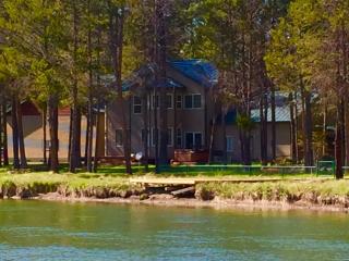 17125 Upland Rd, Bend OR  97707-2248 exterior