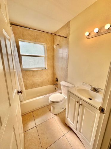 401 9th Ct, Delray Beach FL  33444-2368 exterior