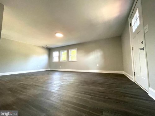 818 Philadelphia Ave, West Deptford NJ  08063-1335 exterior