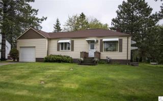 3026 Hutchinson Rd, Duluth, MN 55811-2867