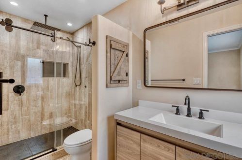 6034 Lancaster Dr, San Diego CA 92120-4537 exterior