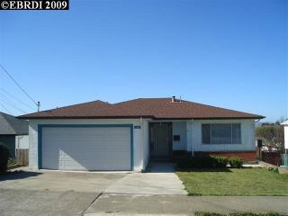 671 Humboldt St, Richmond, CA 94805-1958