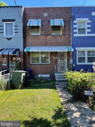 1344 Talbert Ter, Washington, DC 20020-5214