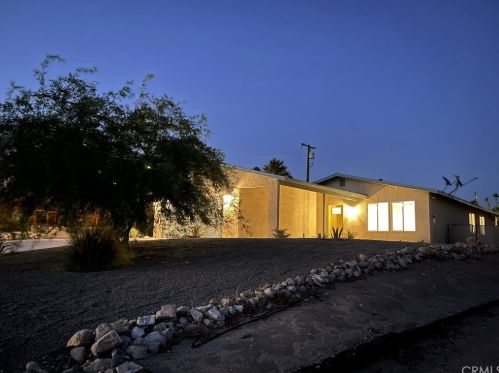 13060 Agua Cayendo Rd, Desert Hot Springs, CA 92240-6102