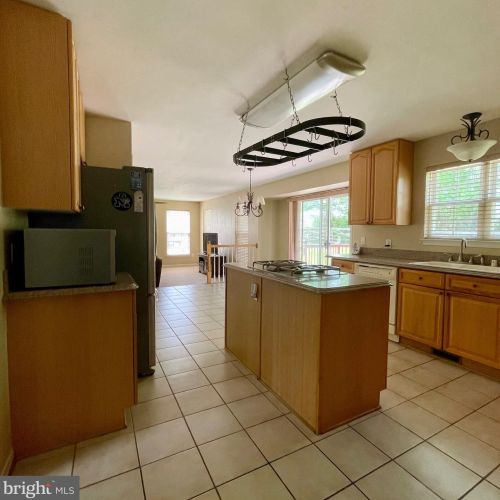 11404 River Meadows Way, Fredericksburg VA  22408-8000 exterior