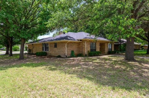 601 Headlee St, Denton TX  76201-0852 exterior