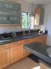 242 Cajon St, Laguna Beach CA  92651-1336 exterior
