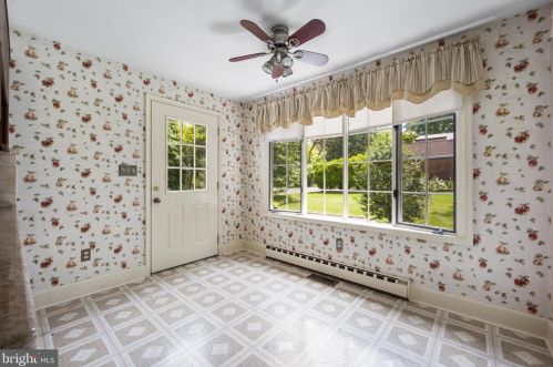 101 Elm Ave, Yardley PA 19067-7419 exterior