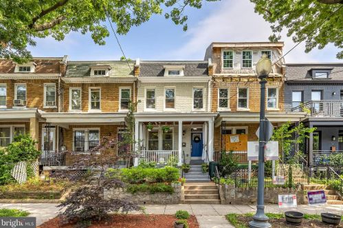 625 Longfellow St, Washington, DC 20011-3015