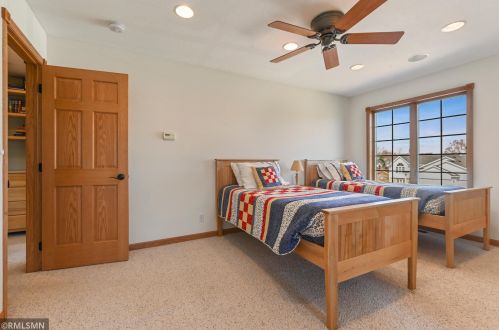 1306 16th Ave, Columbus MN  55025 exterior