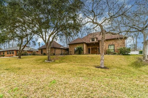2610 Sleepy Hollow Dr, Pearland, TX 77581-6425