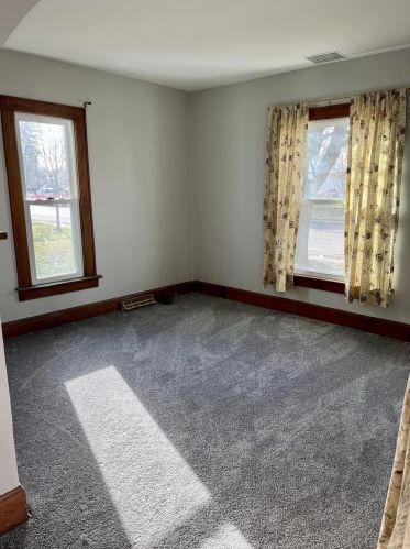 93 Columbus Rd, Mount Vernon, OH 43050-4007
