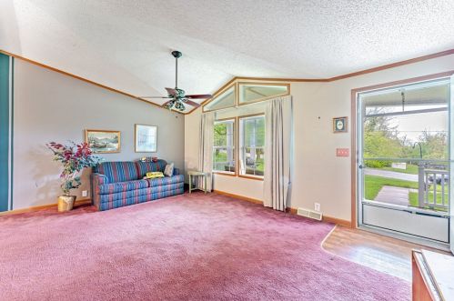 172 Sherwood Dr, Verona PA  15147-3318 exterior