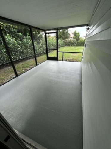 5372 Courtney Cir, Boynton Beach FL  33472-1280 exterior