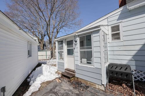 15 River St, Rochester NH  03867-2605 exterior